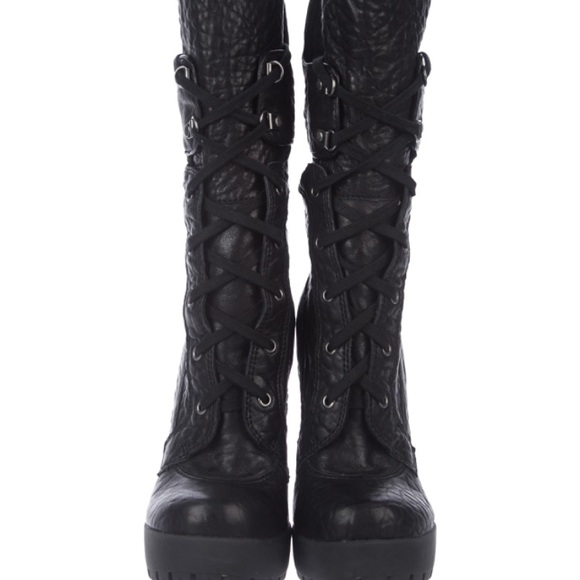 Vera Wang high heeled boots sold - Picture 3 of 4